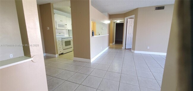 15751 SW 106th Terrace in Miami, FL - Building Photo - Building Photo