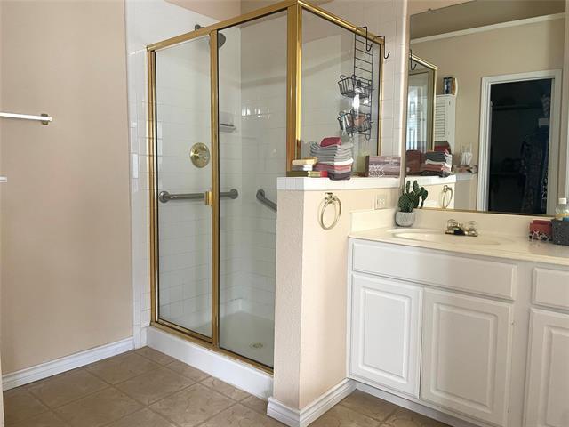 property at 807 Aylesbury Dr