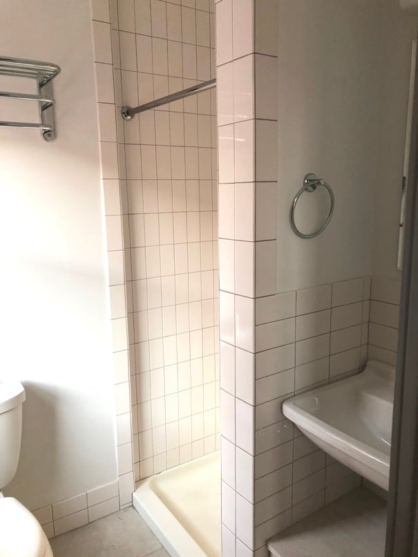 144 Bowdoin St, Unit 61 in Boston, MA - Foto de edificio - Building Photo