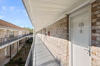 115 Country Club Dr in Niceville, FL - Building Photo - Building Photo