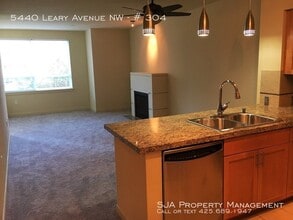 5440 Leary Ave NW-Unit -# 304 in Seattle, WA - Building Photo - Building Photo