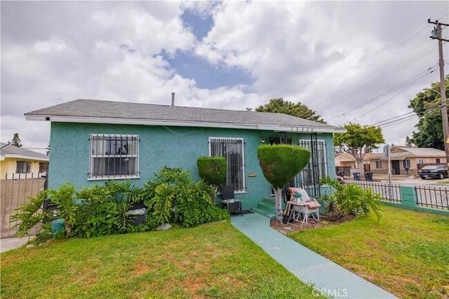 property at 13320 S Vesta Ave