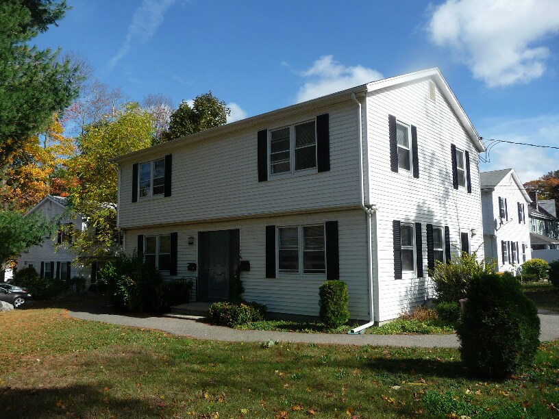 91 N Main St, Unit 91 in Sharon, MA - Foto de edificio