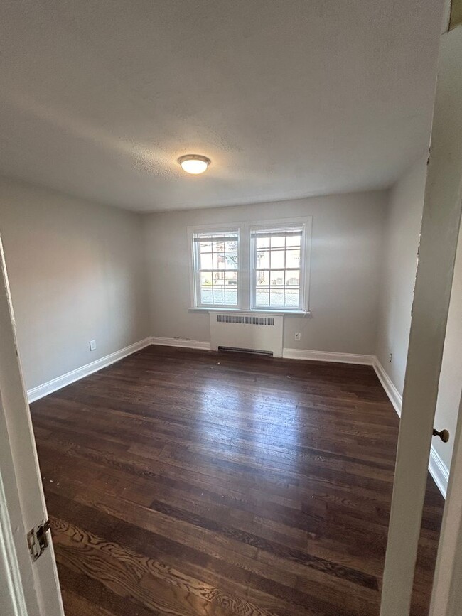 4905 Chamberlayne Ave in Richmond, VA - Foto de edificio - Building Photo
