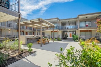 Eclipse Oak Lawn in Dallas, TX - Foto de edificio - Building Photo