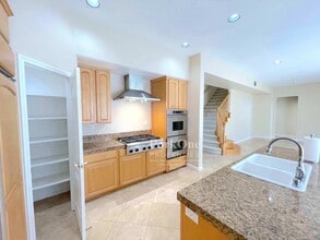 102 Forest Hill Dr in Clayton, CA - Building Photo - Building Photo