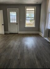 29 Peck St-Unit -3 in Southbridge, MA - Building Photo - Building Photo