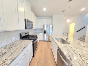 7901 Sunset Blvd in Rowlett, TX - Building Photo - Building Photo