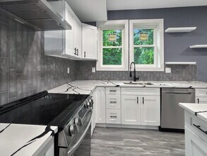 4113 Fairview Ave in Baltimore, MD - Building Photo - Building Photo