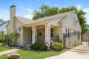 4536 Capitol Ave in Dallas, TX - Building Photo