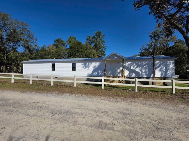 714 Windy Rd in Gilbert, SC - Building Photo - Building Photo