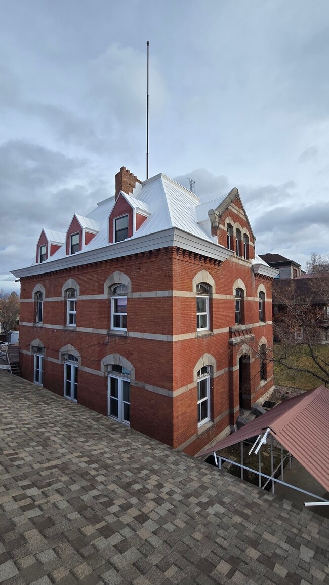 214 E Broadway St, Unit General Rental Application