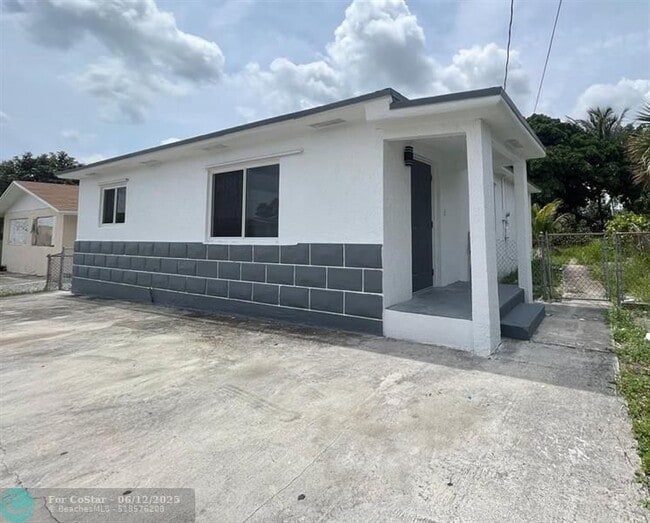 property at 1449 W 36th St