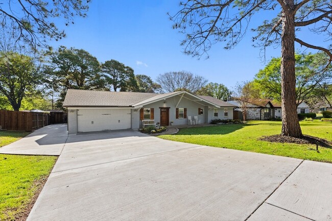 3612 Grandview Dr in Grapevine, TX - Building Photo - Building Photo