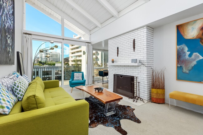 property at 1340 S Beverly Glen Blvd