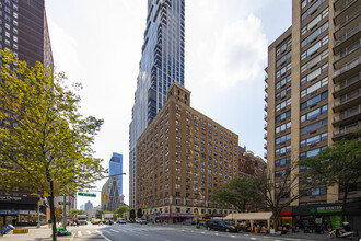 210-222 Amsterdam Ave in New York, NY - Building Photo - Primary Photo