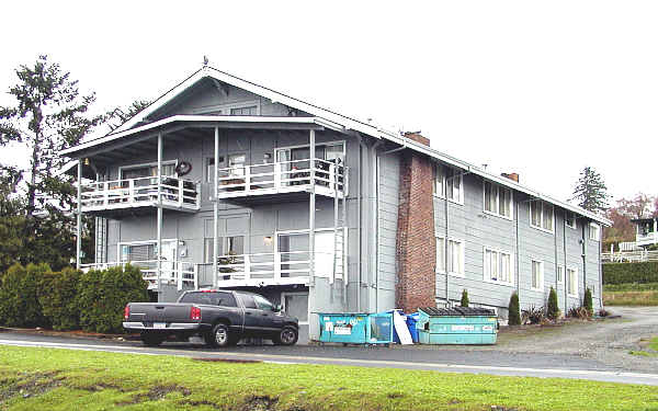 Soundview Apartments in Steilacoom, WA - Foto de edificio - Building Photo