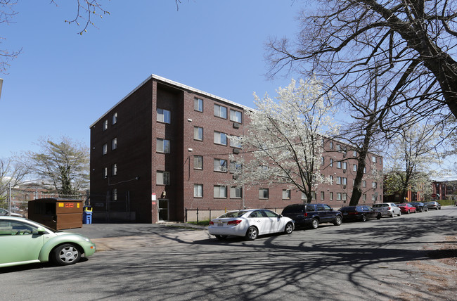 70 Russ St in Hartford, CT - Building Photo - Building Photo