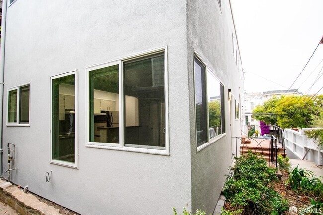 459 Jersey St in San Francisco, CA - Building Photo - Building Photo