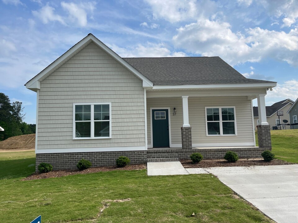 37 B P Ct in Rocky Mount, NC - Building Photo