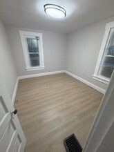 551 Wilson Ave in Columbus, OH - Foto de edificio - Building Photo