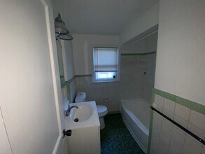 15786 Meyers Rd in Detroit, MI - Building Photo - Building Photo