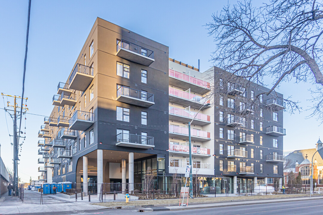 The Mercury Block in Edmonton, AB - Building Photo