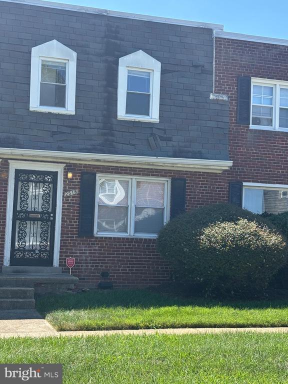 property at 2518 Iverson St