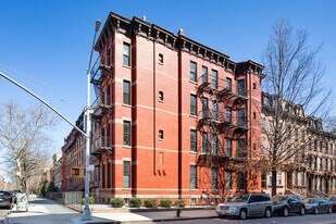 461 Washington Ave in Brooklyn, NY - Building Photo