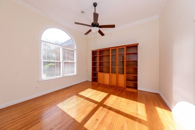 401 Ashwood Dr in Williamsburg, VA - Building Photo - Building Photo