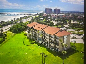 701 S Seas Dr, Unit 105 in Jupiter, FL - Building Photo