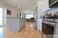 164 Bigelow St, Unit 2 in Boston, MA - Building Photo - Building Photo