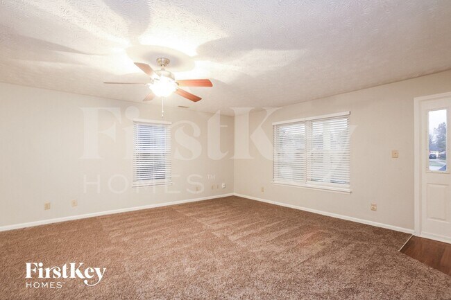 16 Pondview Ct in Brownsburg, IN - Foto de edificio - Building Photo