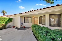 55424 Riviera in La Quinta, CA - Foto de edificio - Building Photo