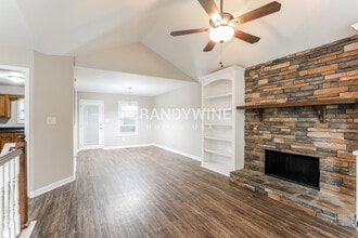 208 West Bridge Dr in Dallas, GA - Building Photo - Building Photo