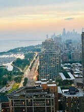 655 W Irving Park Rd, Unit 4807 in Chicago, IL - Building Photo - Building Photo