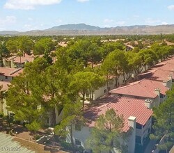 6649 W Tropicana Ave in Las Vegas, NV - Building Photo - Building Photo