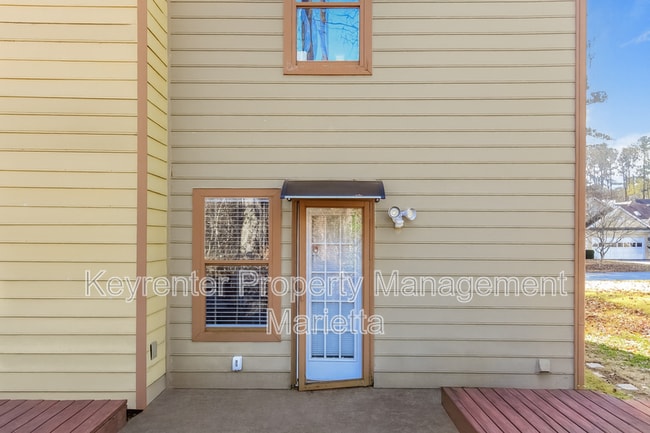 property at 1312 Brandl Dr SW