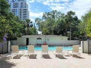 3325 Bayshore Blvd in Tampa, FL - Building Photo - Building Photo