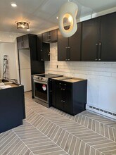 8 Roundtree Ct in Beacon, NY - Building Photo - Building Photo