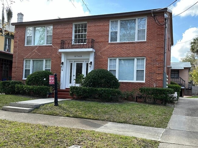 2743 Riverside Ave, Unit 2