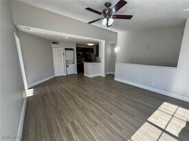 153 Santa Clara Dr in Naples, FL - Building Photo