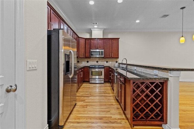 property at 1113 St Charles St