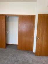 1230 Trail Ridge Rd in Brookings, SD - Building Photo - Building Photo