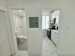 856 SW 6th St in Miami, FL - Building Photo - Building Photo