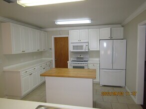 736 Cadiz Rd in Venice, FL - Building Photo - Building Photo