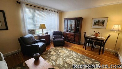 35 Chiswick Rd in Boston, MA - Foto de edificio - Building Photo