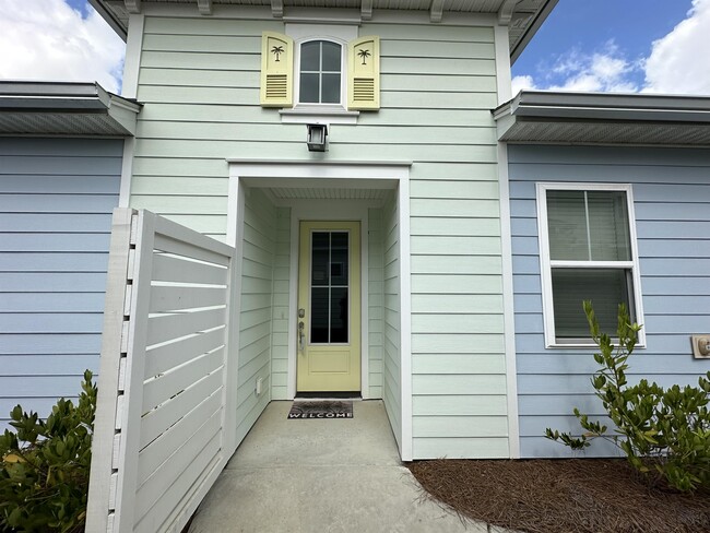 property at 319 Flip Flop Ct