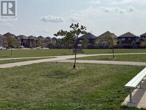 14 Scenic Ridge Gate in Brant, ON - Building Photo - Building Photo