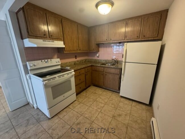property at 11 Old Colony Ln